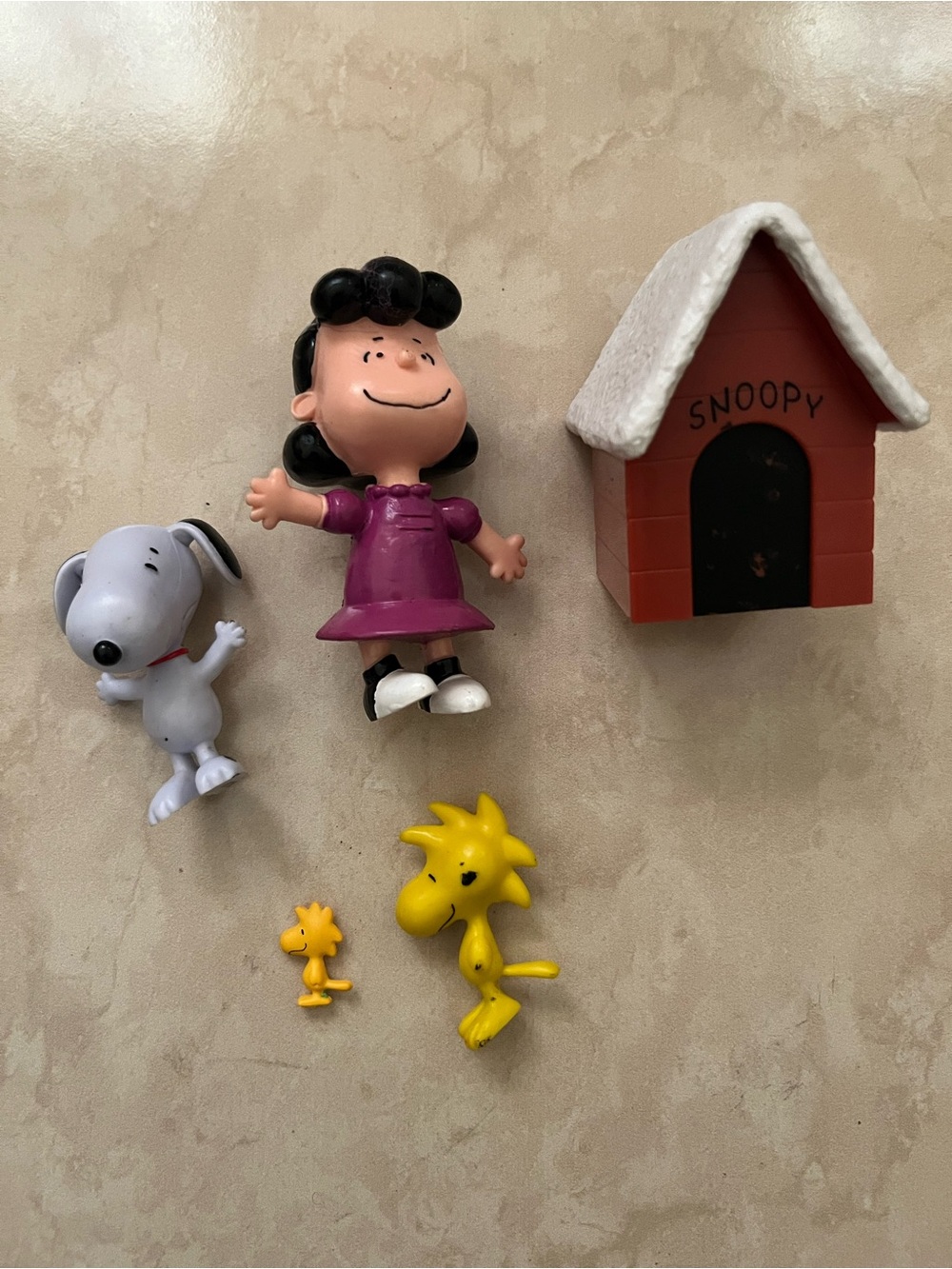 Peanuts Lucy in Purple Dress Playset with Snoopy, Woodstock & Doghouse